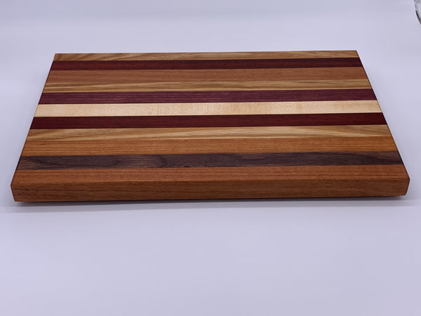 Cutting Board w/ Finger Grip (Medium)